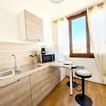 Le Wood, Entre Centre Et Appartement *